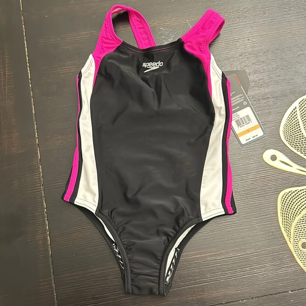 Speedo Big Girl's Swimsuit One Piece Infinity Splice Thick‎ Strap, Blush Size 7